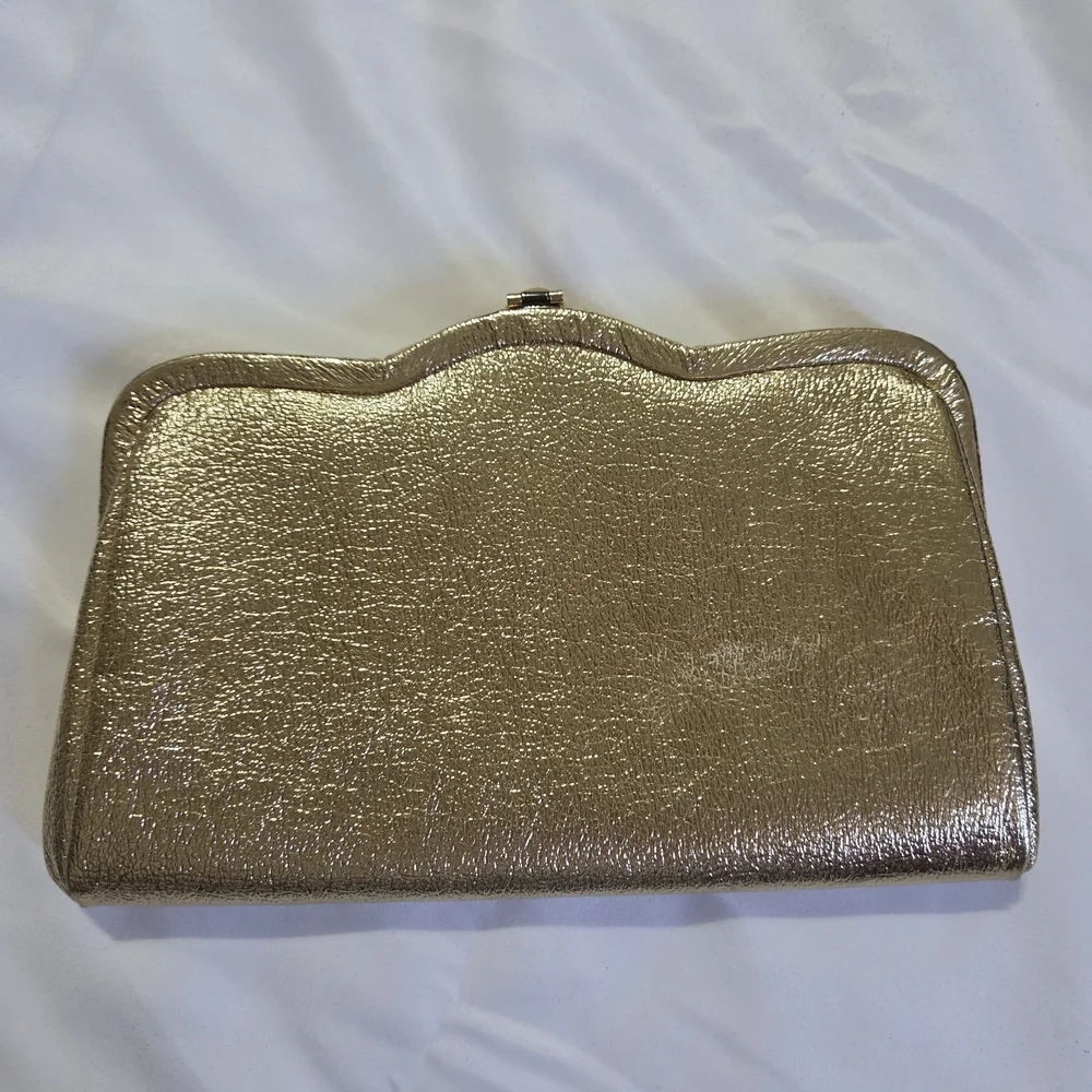Vintage 70s Gold Metallic Frame Clutch Kiss Lock Evening Bag